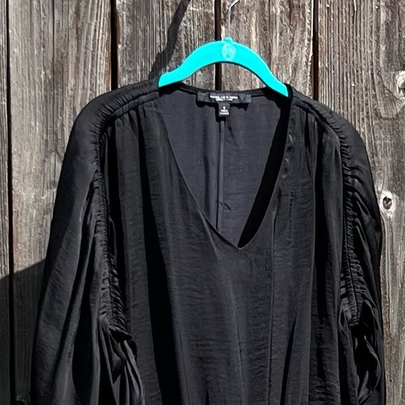 Marc New York black shirred top size small - Picture 3 of 16